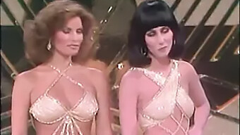 Che Và Raquel Welch Trong Một Video Khiêu Dâm Mỹ Cổ Điển