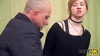 Sexe Brutal Avec Une Superbe Rousse En Haute Définition